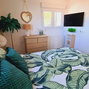 Petit Coin De Paradis Les Pieds Dans L'eau Apartment La Londe-les-Maures