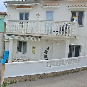 Ana-lora Apartment Lopar
